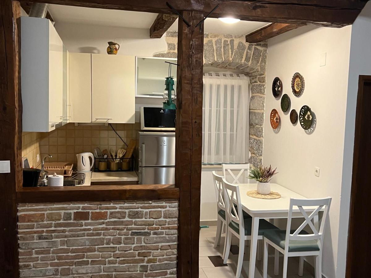 Apartment Marina Kornić Bagian luar foto