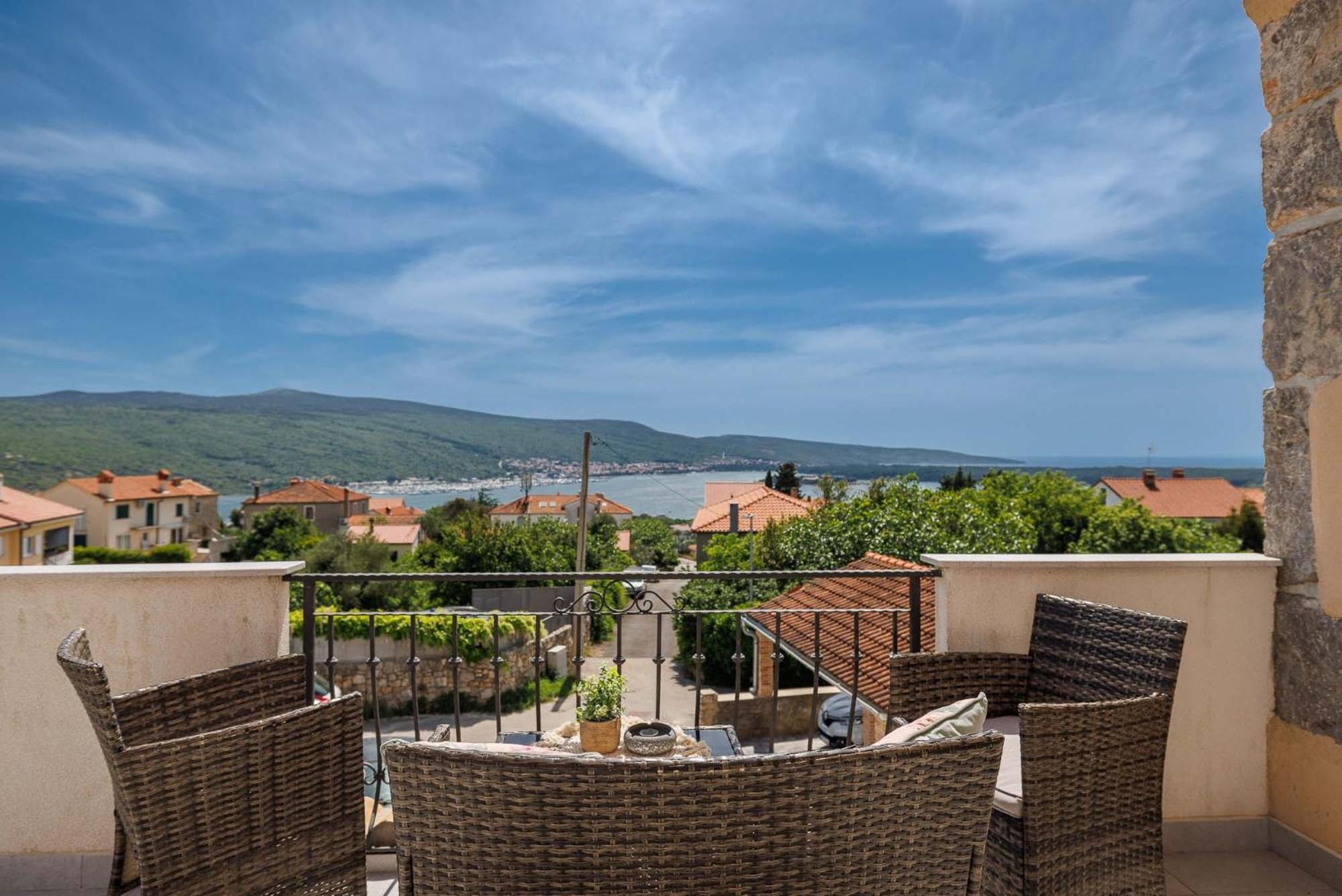 Apartment Marina Kornić Bagian luar foto