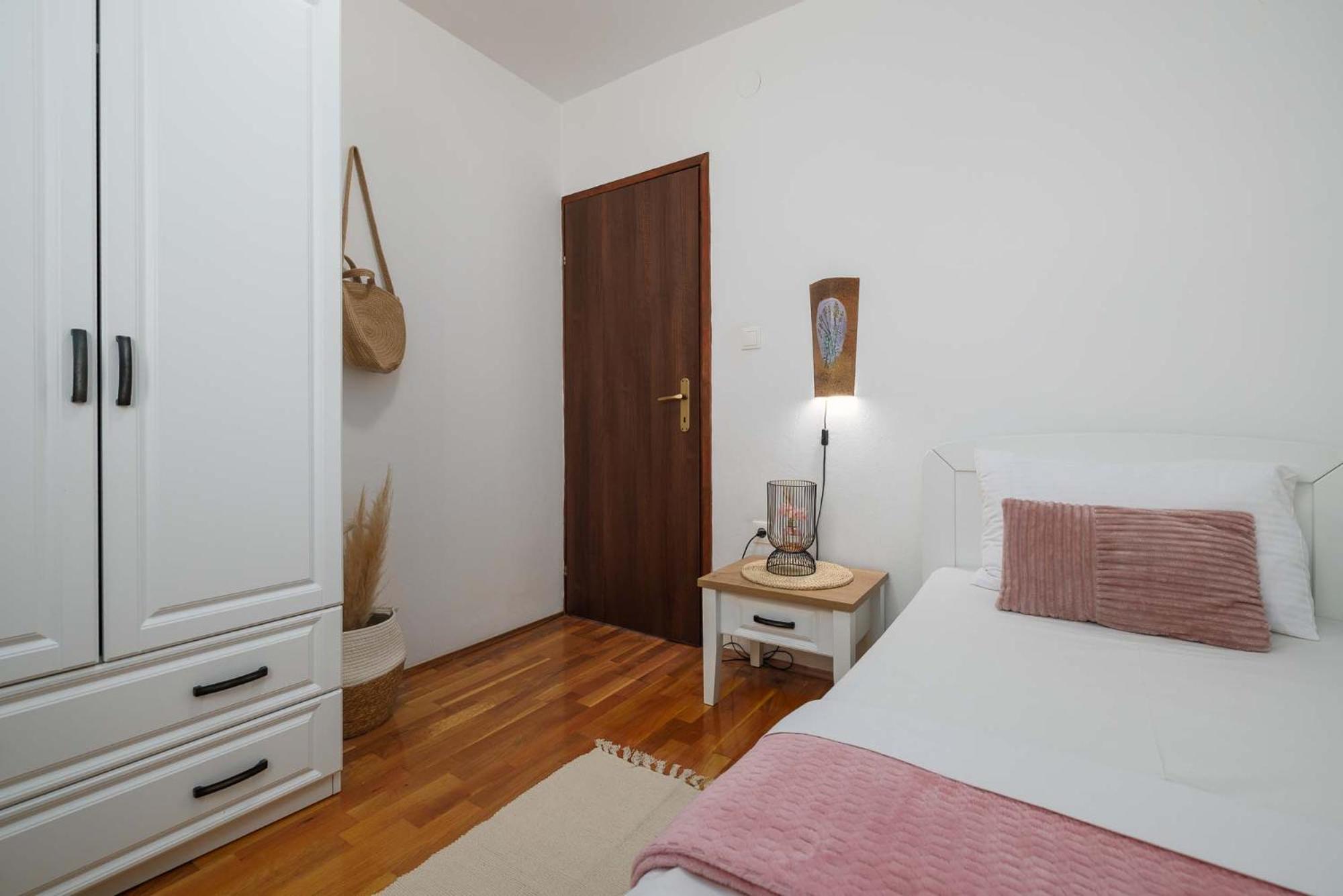 Apartment Marina Kornić Bagian luar foto